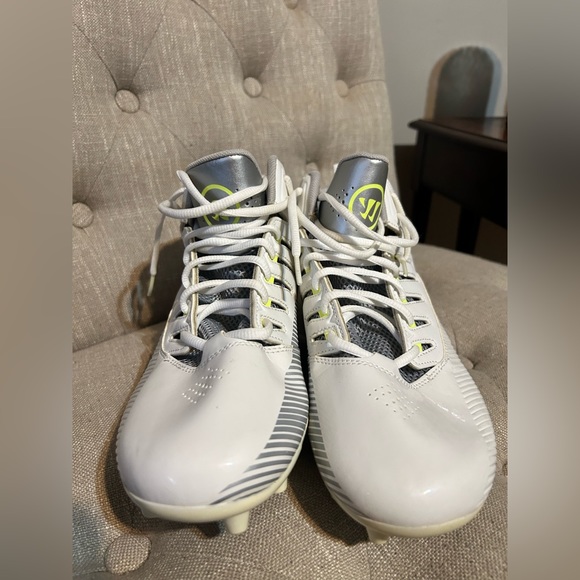 Men’s Warrior Lacrosse Cleats - Picture 3 of 4